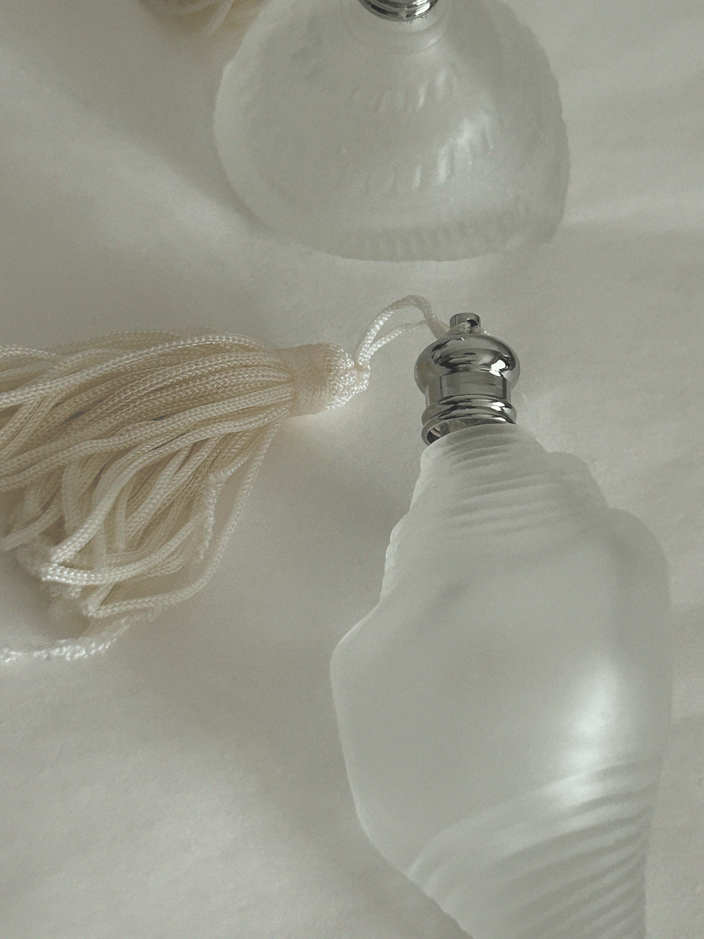 Shell vintage glass perfume bottle - Set of 6