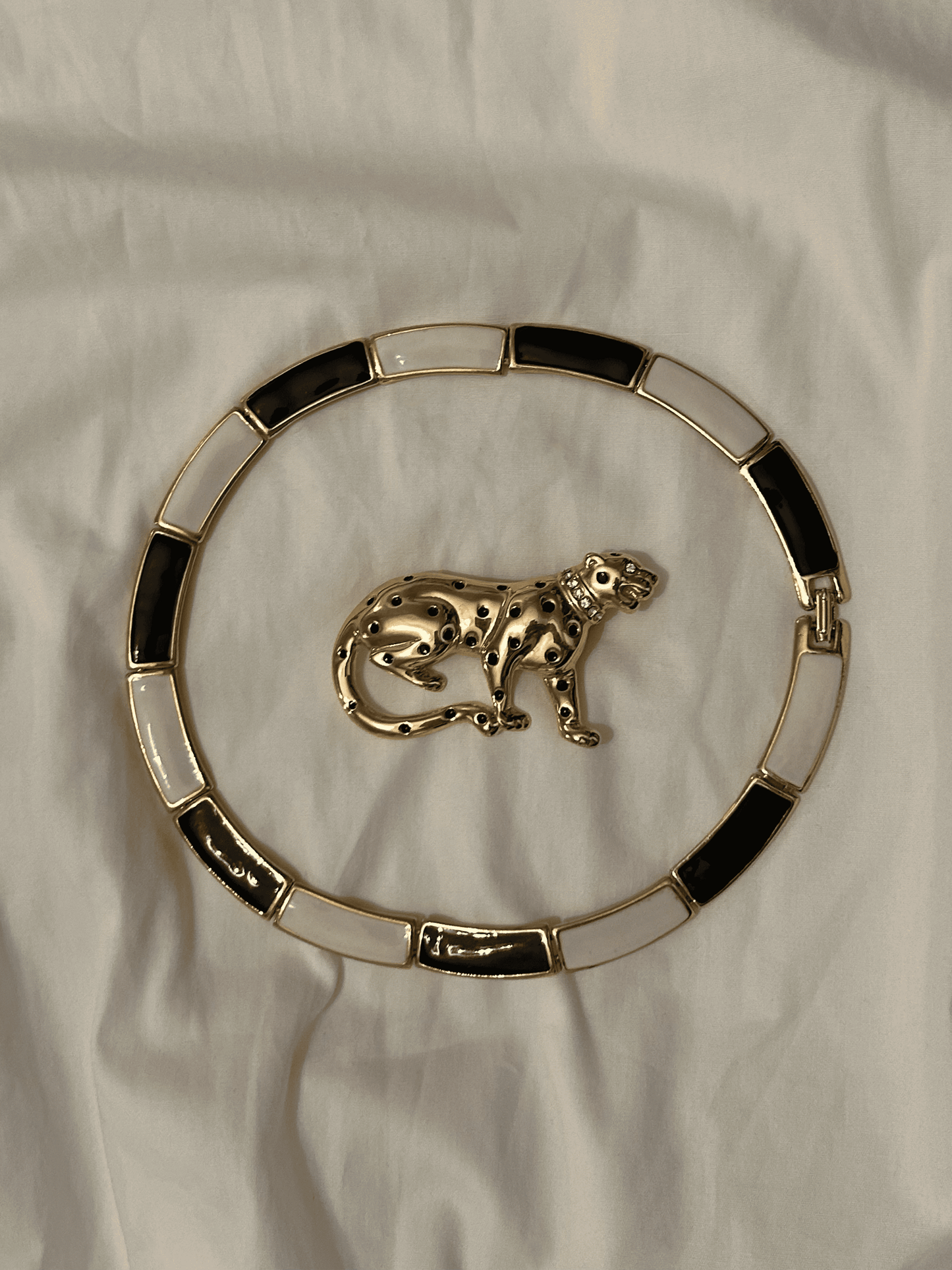 A vintage panther brooch