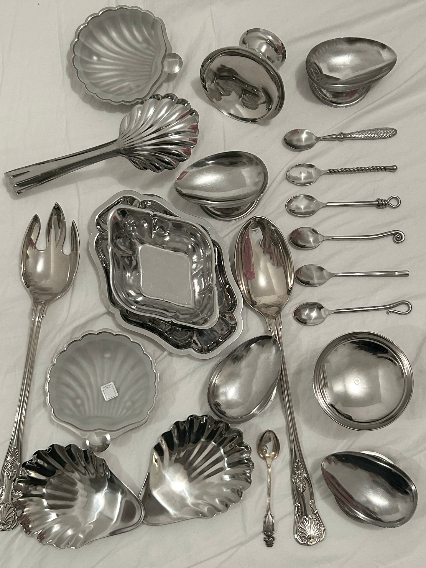 Galentines Renting basket