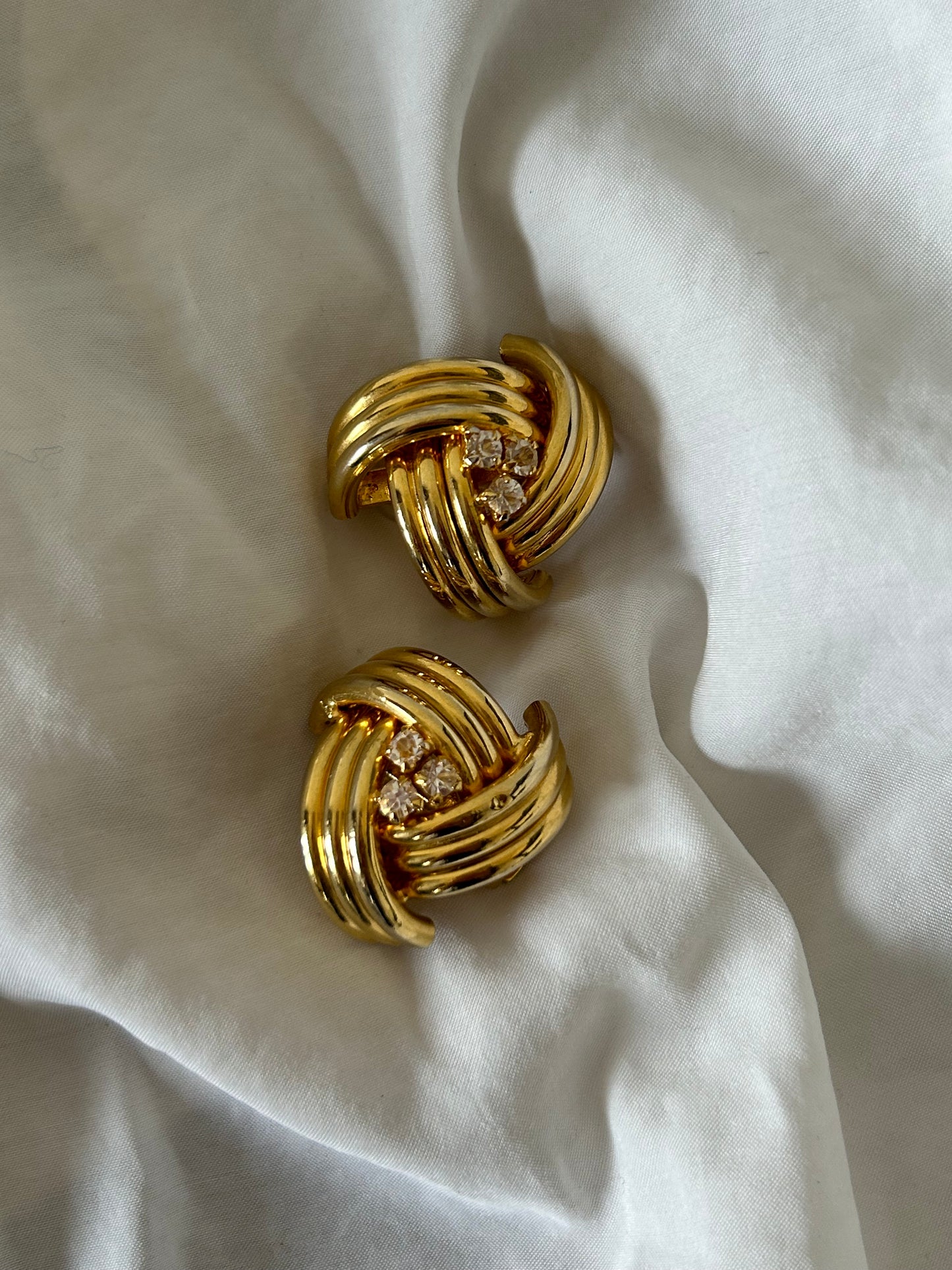 Twisted knot