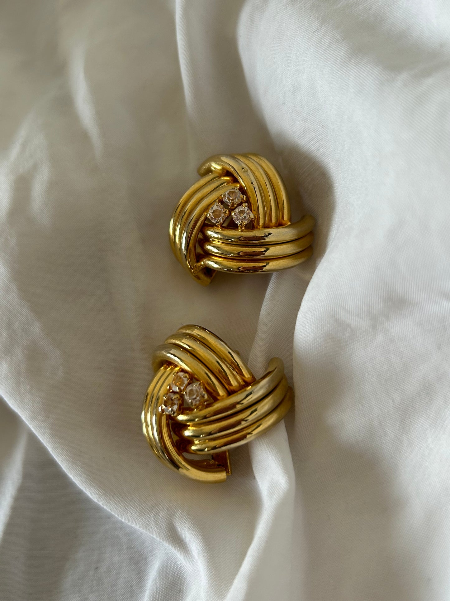 Twisted knot
