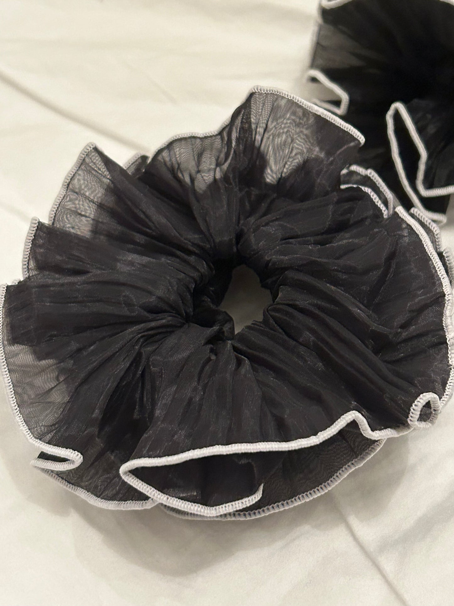 Bow - Retro Pleated Silk Bow Scrunchies