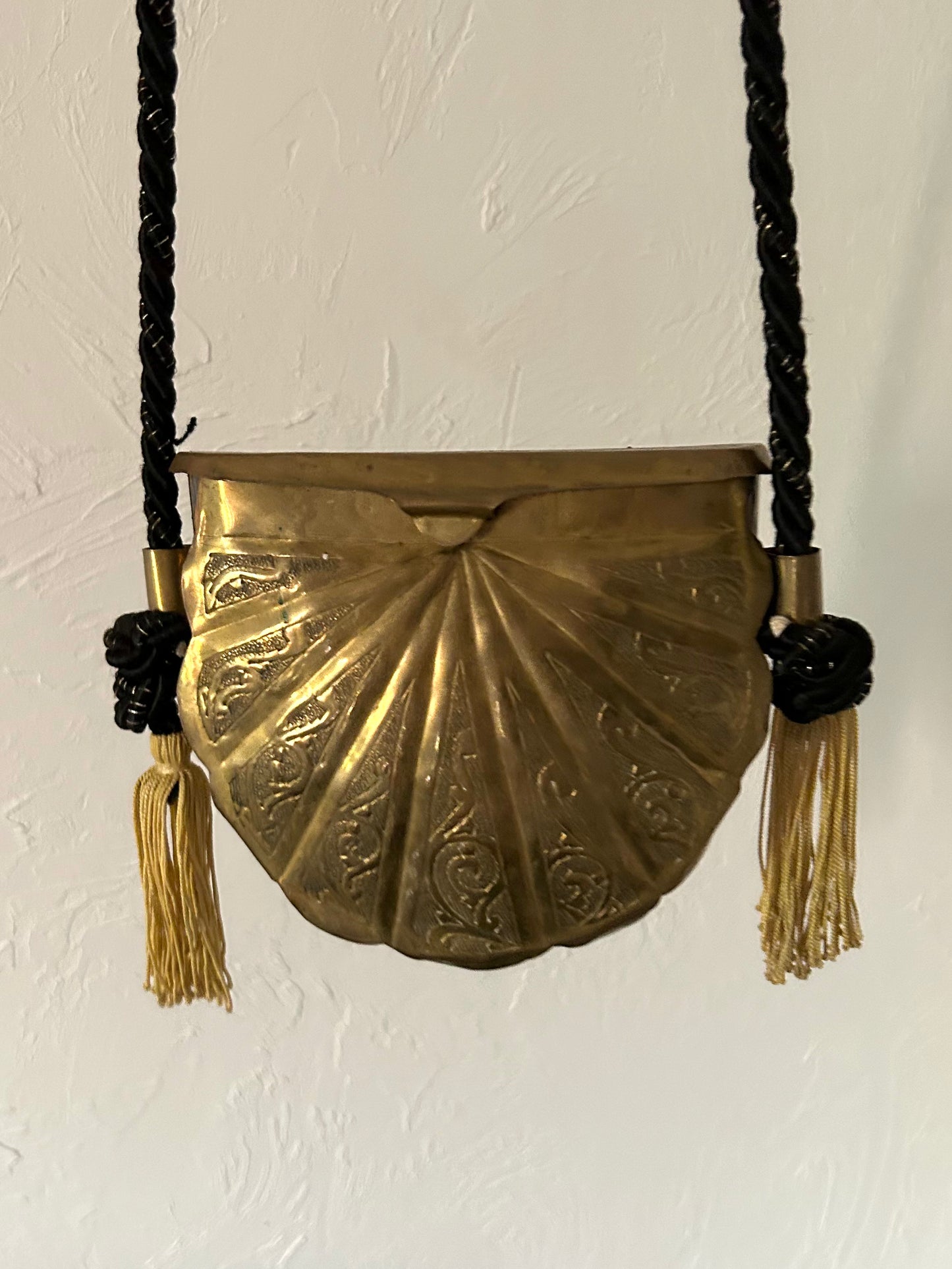 Vintage Gold Tone Sculptural Tasseled Purse