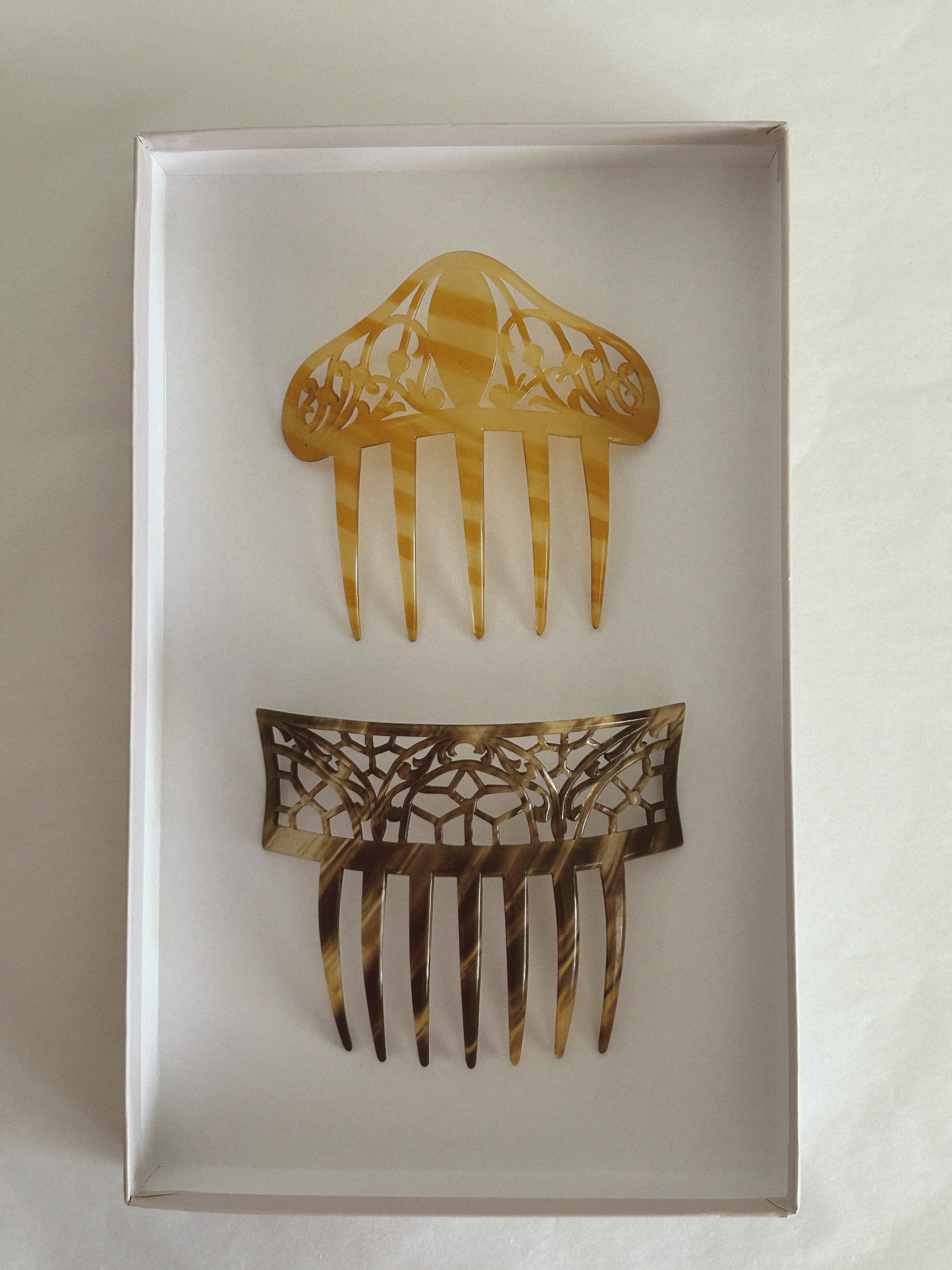Art Nouveau Amber Tortoiseshell Hair Comb