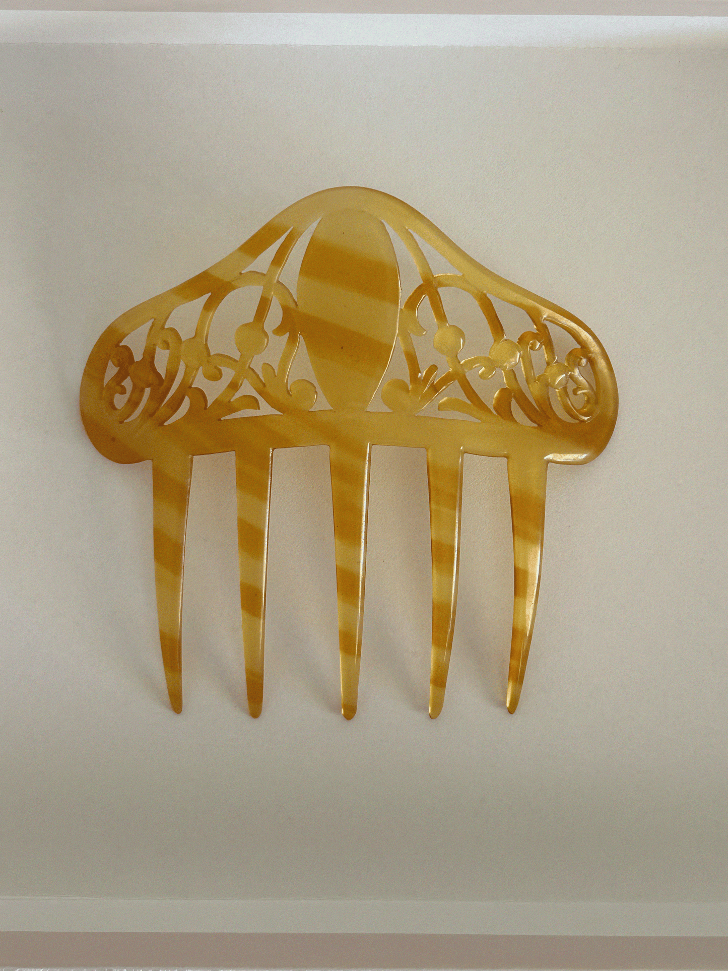 Art Nouveau Amber Tortoiseshell Hair Comb