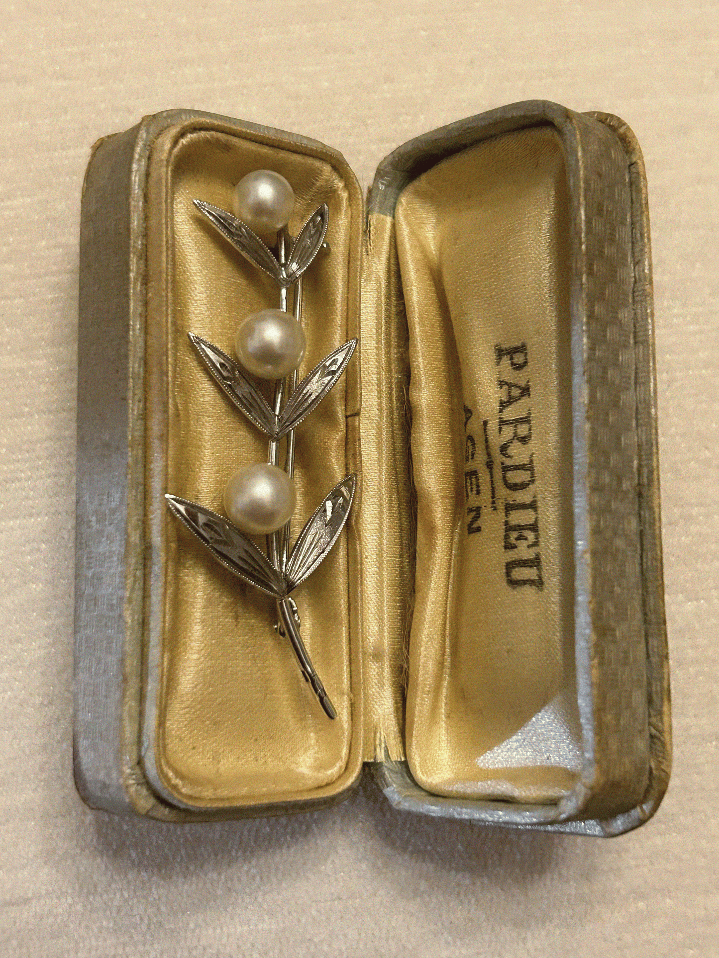 925 Silver Pearl Brooch