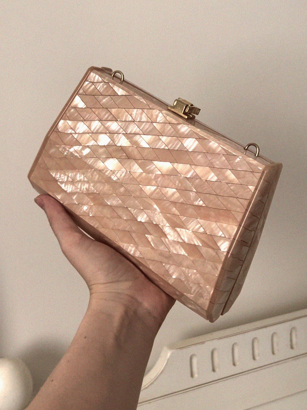 Vintage pink mother-of-pearl minaudière