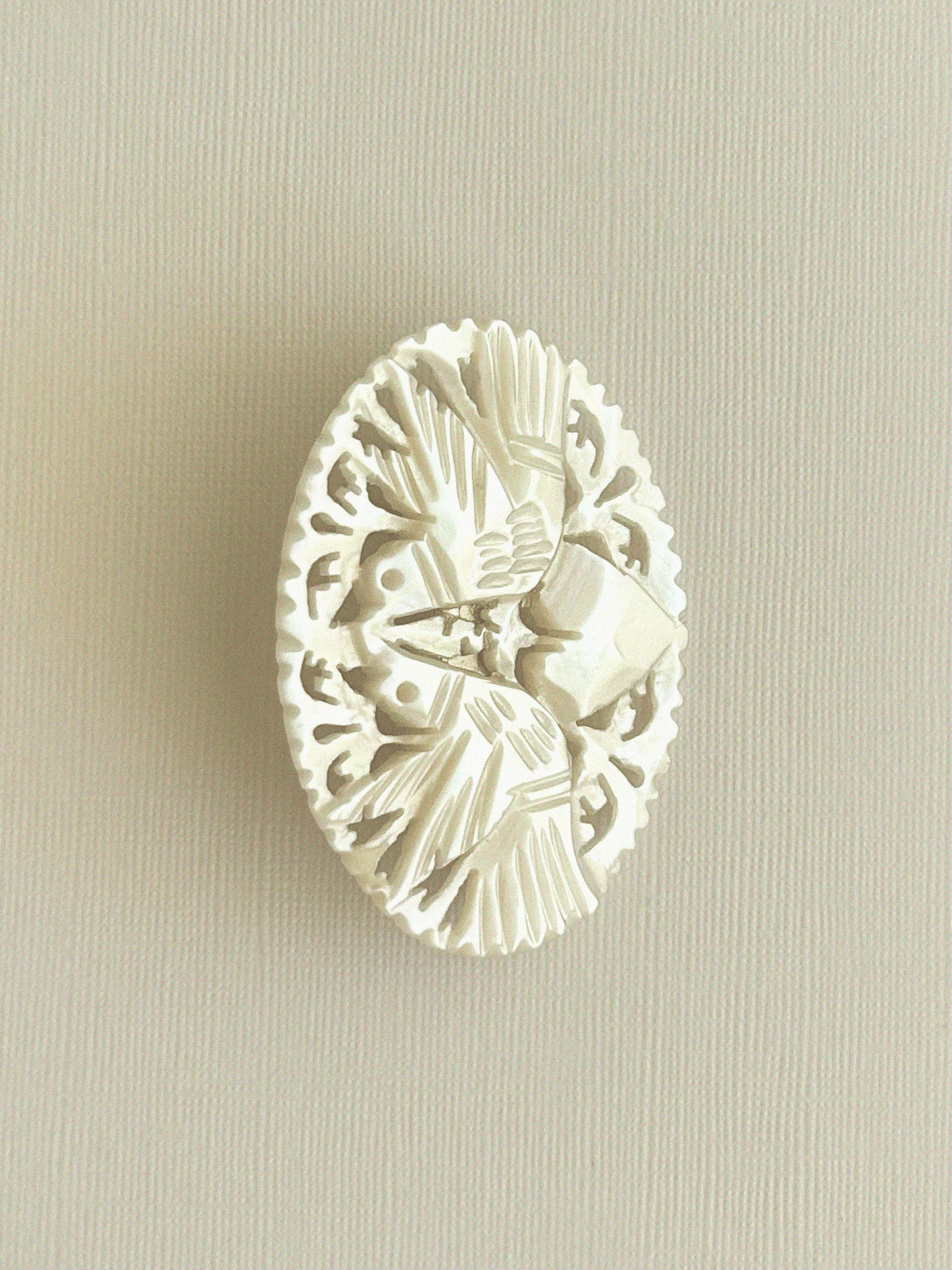 Brooch - Romantic Mother of Pearl