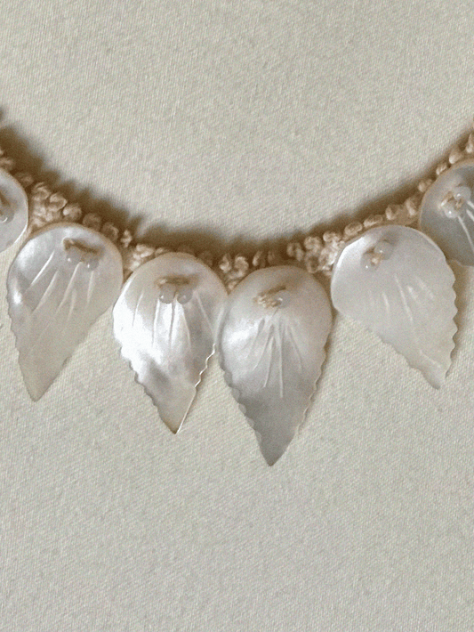 A Vintage Mother of Pearl Vine Necklace