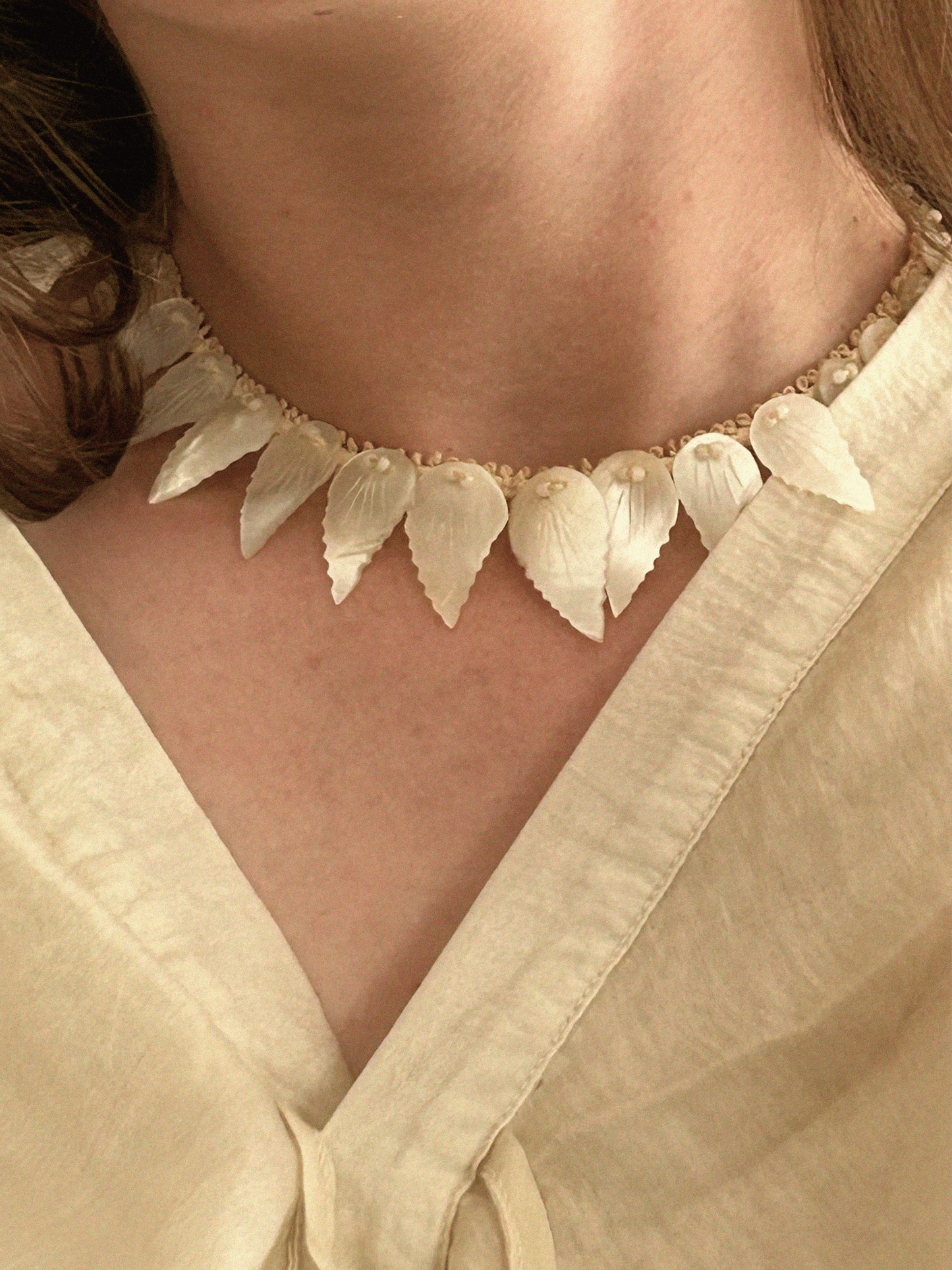 A Vintage Mother of Pearl Vine Necklace
