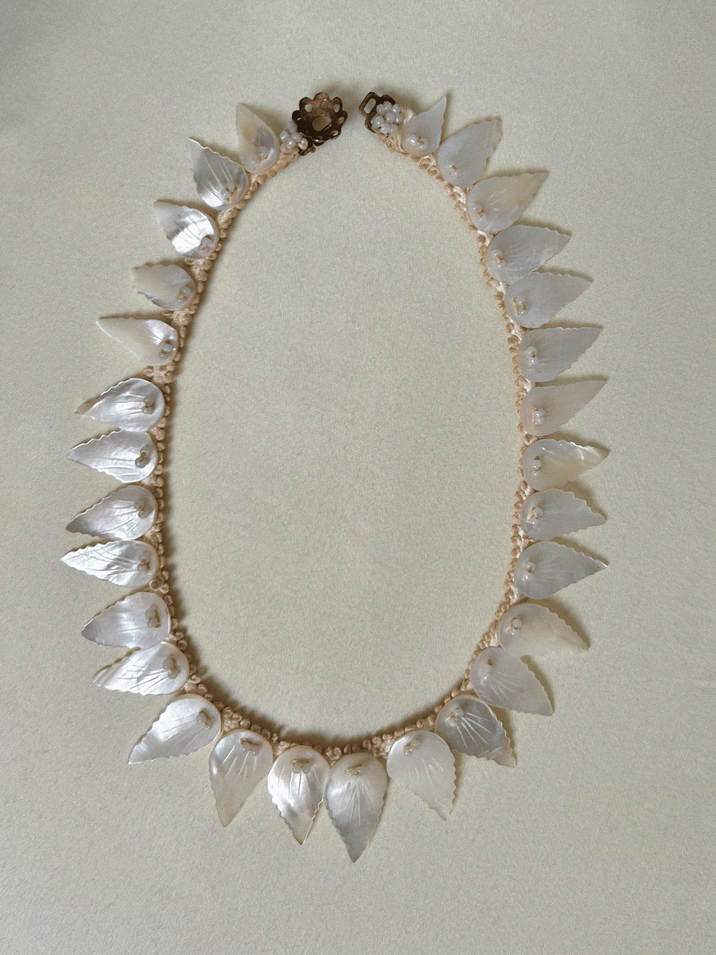 A Vintage Mother of Pearl Vine Necklace