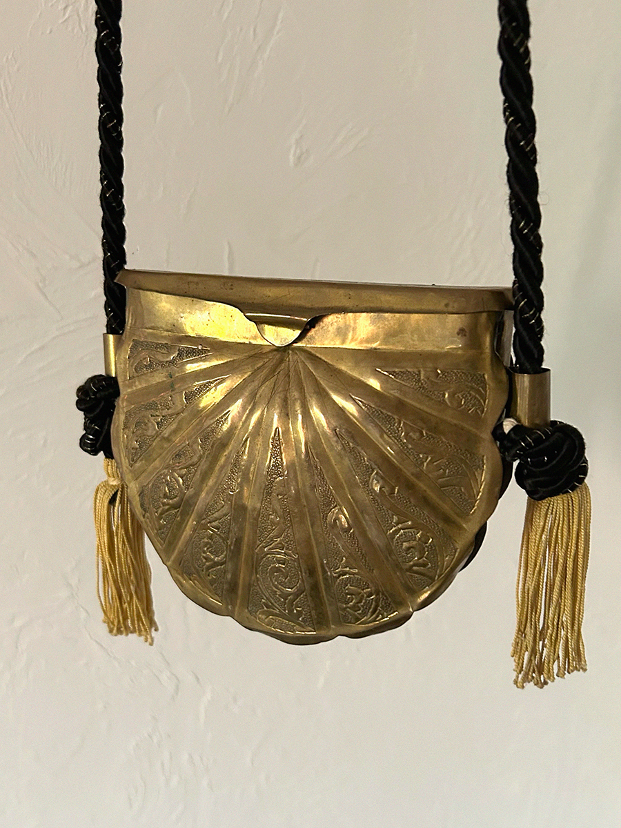 Vintage Gold Tone Sculptural Tasseled Purse