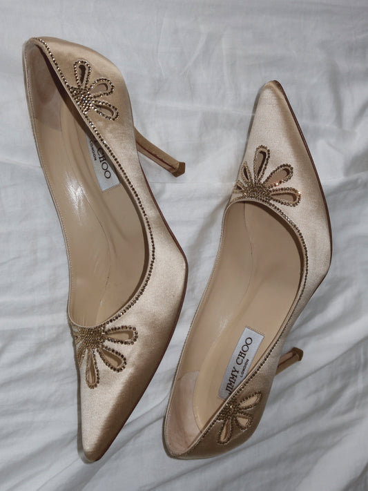 JIMMY CHOO ecru satin pumps with rhinestones