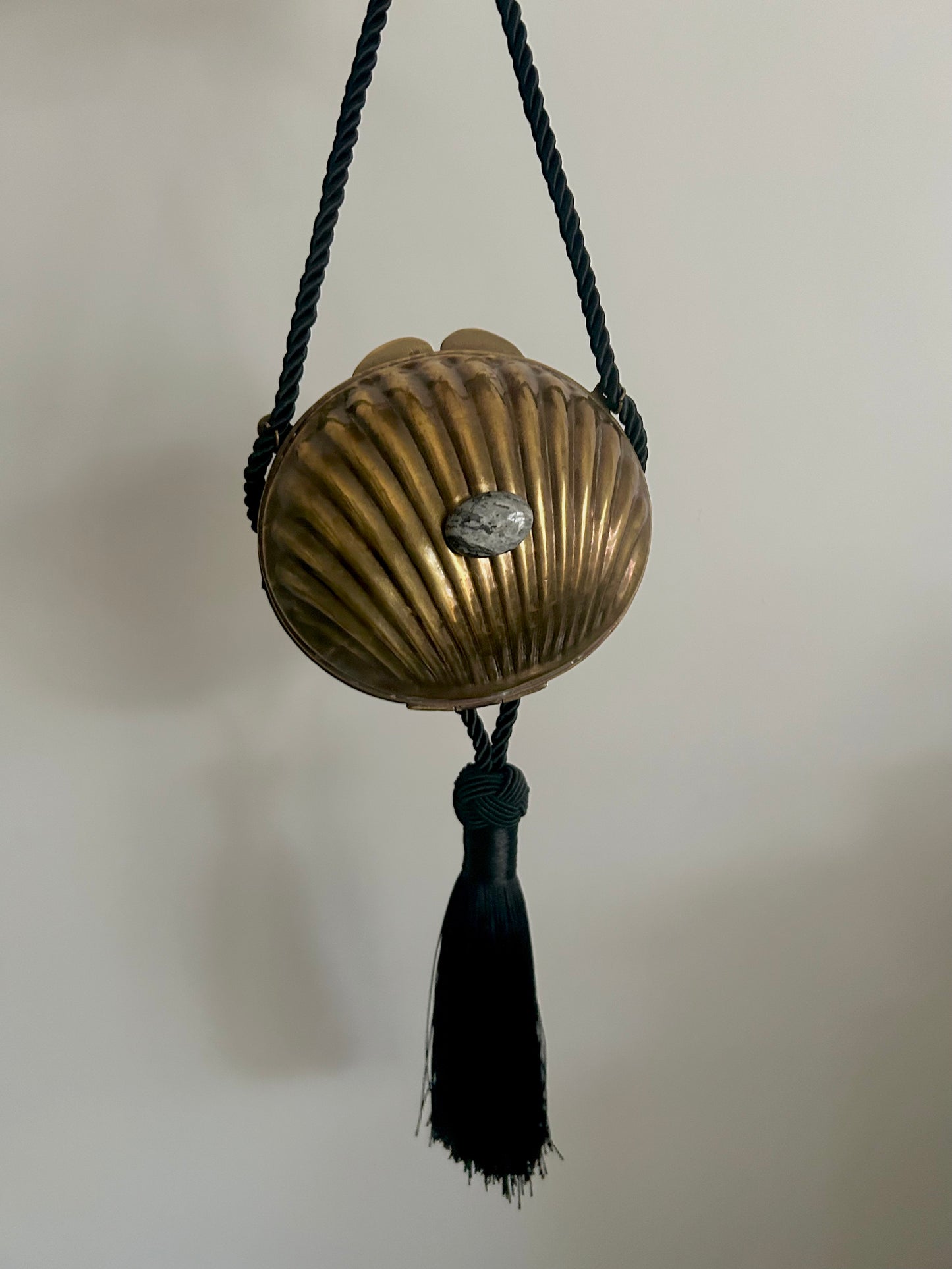 Vintage Gold Tone Sculptural Clutch