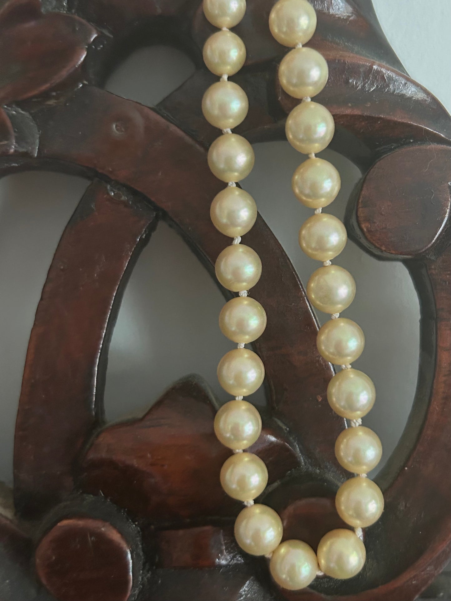 Ivory pearl necklace - 70's