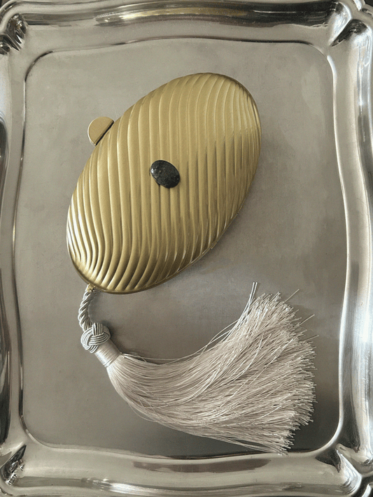 A Evening Clutch Vintage Gold Minaudière